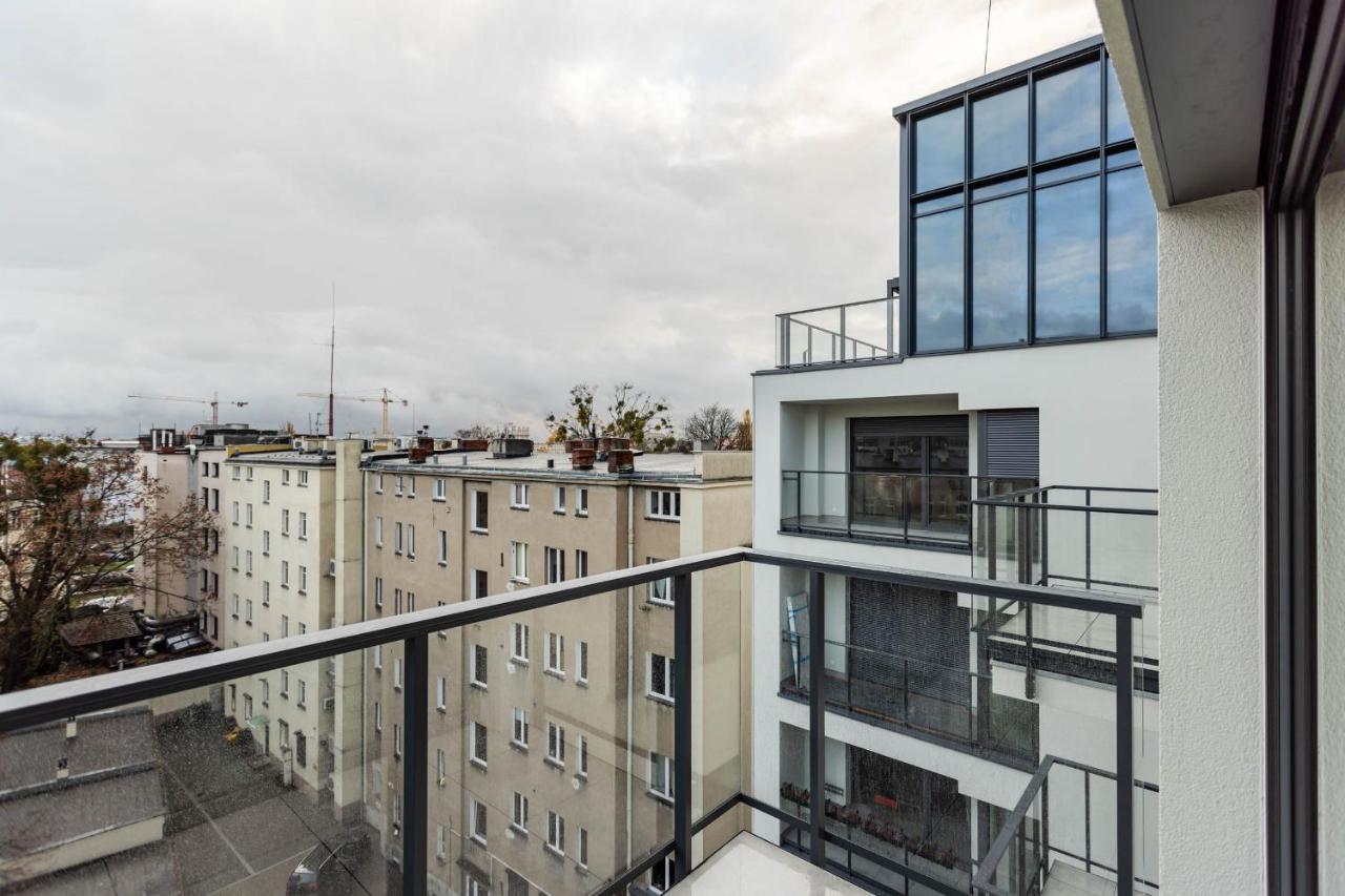 Klimatyzowany Apartament Very Berry Z Parkingiem W Poznaniu By Noclegi Renters Esterno foto